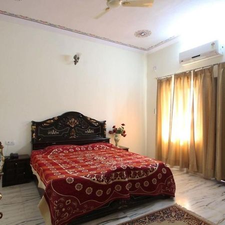 Hotel New Park Pushkar Bagian luar foto