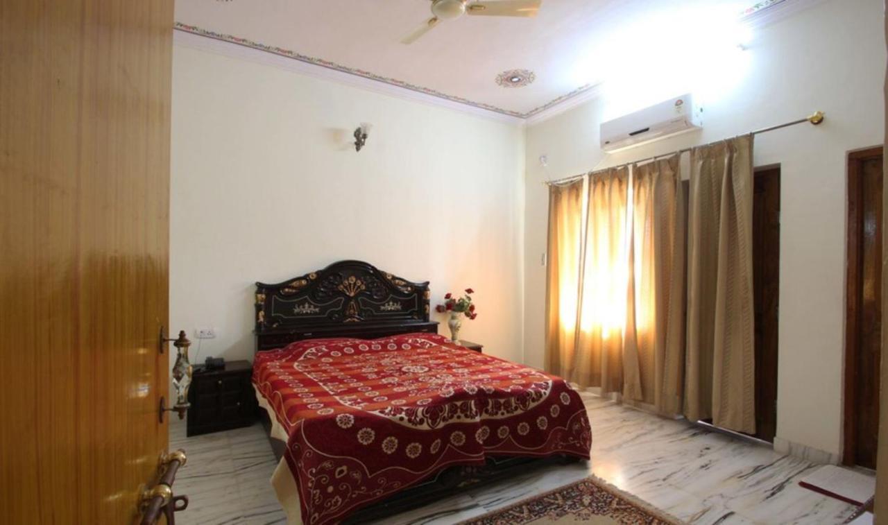 Hotel New Park Pushkar Bagian luar foto