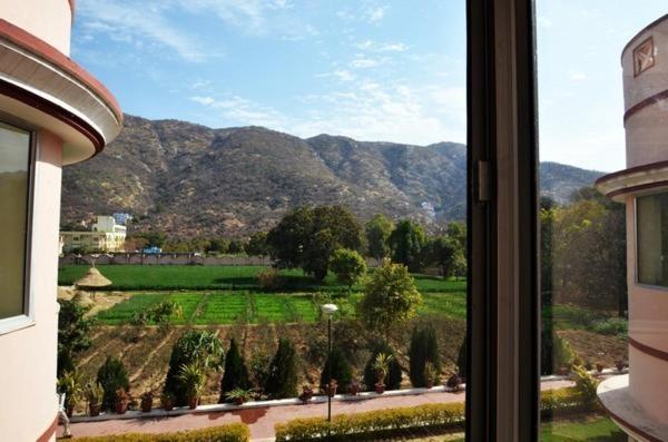 Hotel New Park Pushkar Bagian luar foto